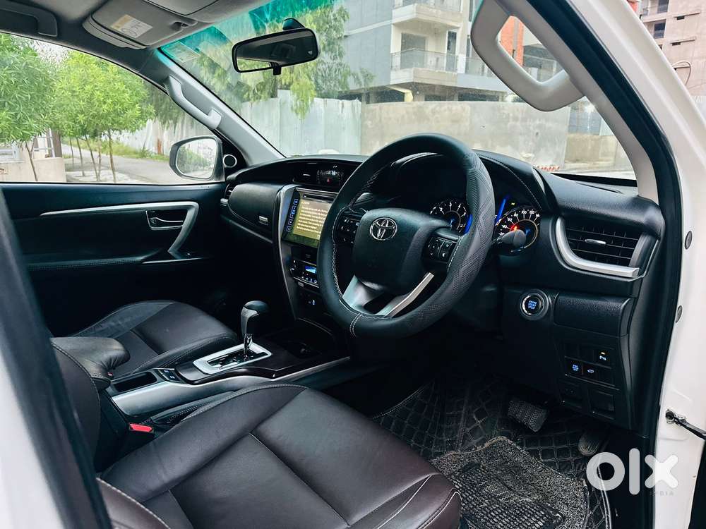 Toyota Fortuner 4x2 At 2.8 Diesel, 2019, Diesel