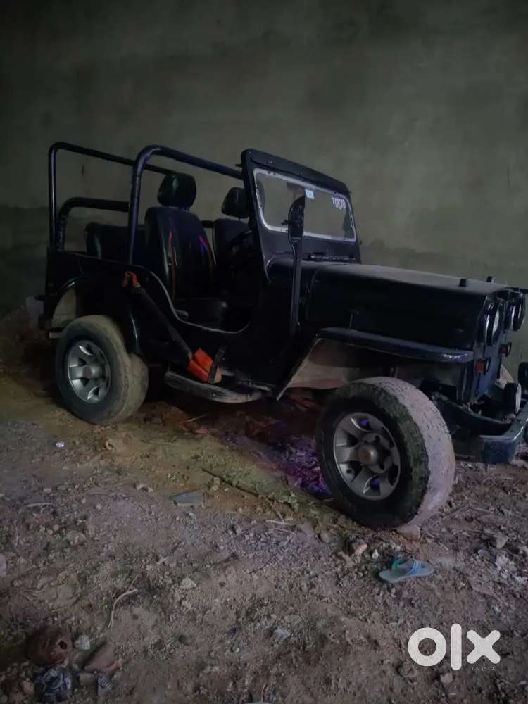 Mahindra Jeep Commander 1992