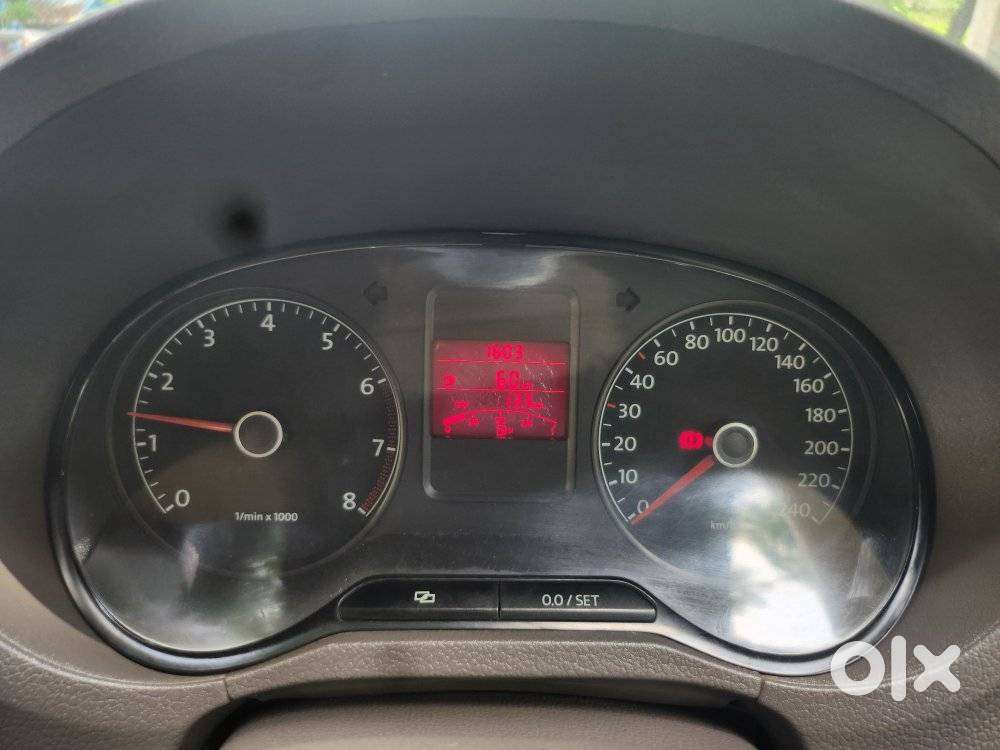 Volkswagen Vento Petrol Highline, 2011, Petrol
