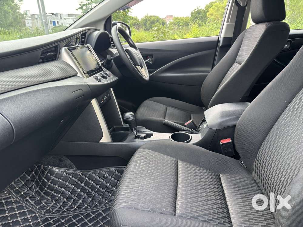 Toyota Innova Crysta 2.4 Gx Limited Edition At 7 Str, 2022, Diesel