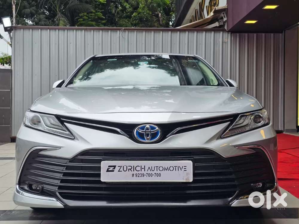 Toyota Camry Hybrid, 2022, Petrol