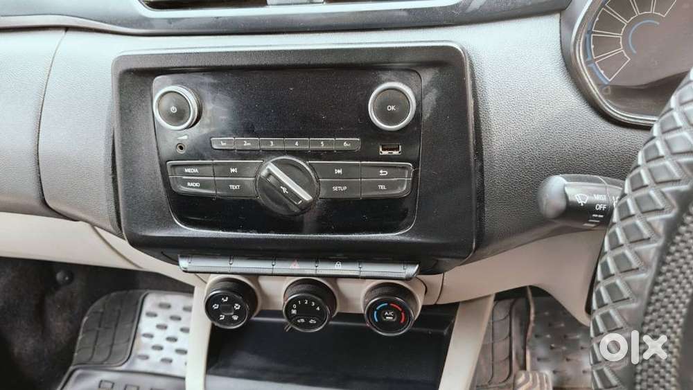 Renault Triber Rxl, 2022, Petrol
