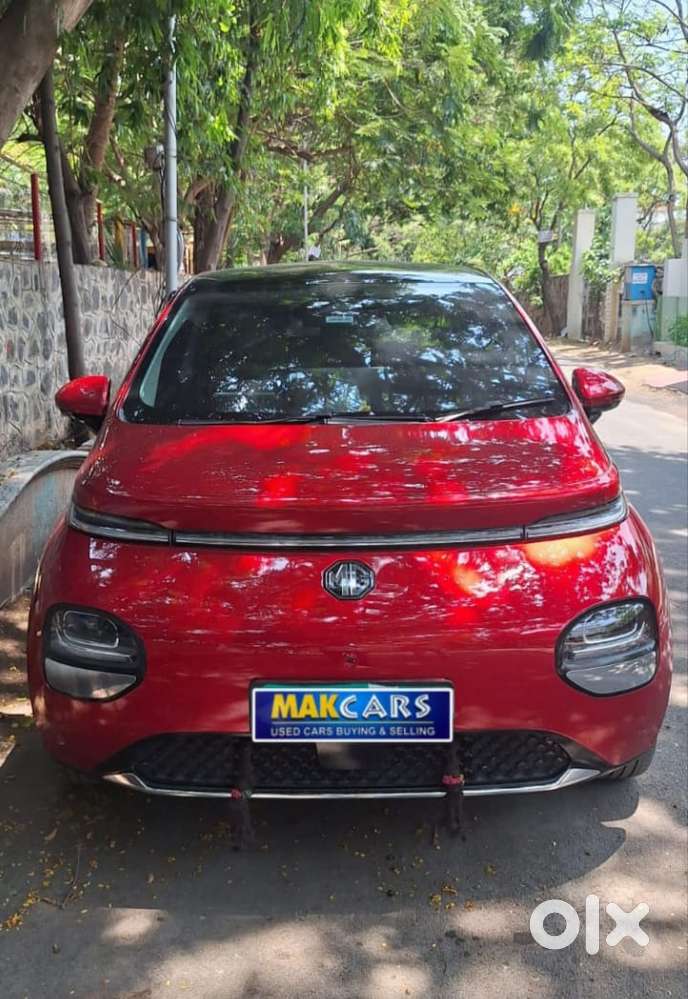 Mg Windsor Ev Essence, 2025, Petrol