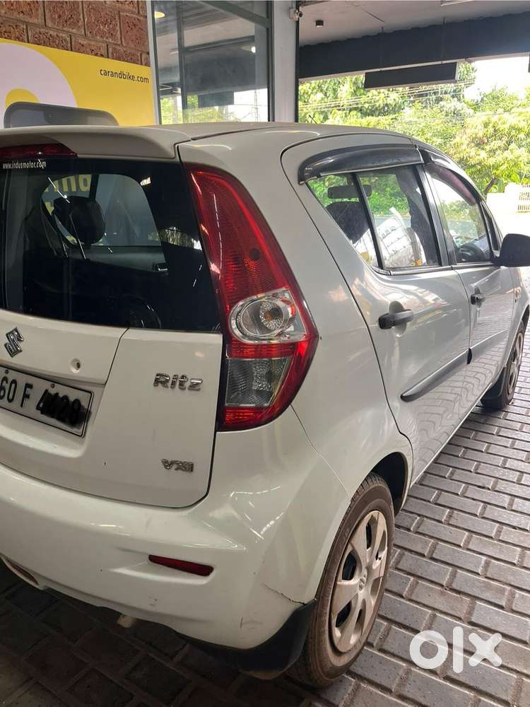 Maruti Suzuki Ritz Vxi, 2013, Petrol