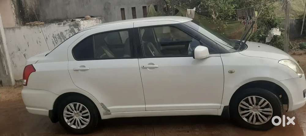 Maruti Suzuki Dzire 2011