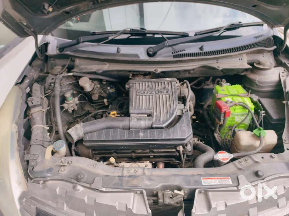 Maruti Suzuki Swift Vxi, 2013, Petrol