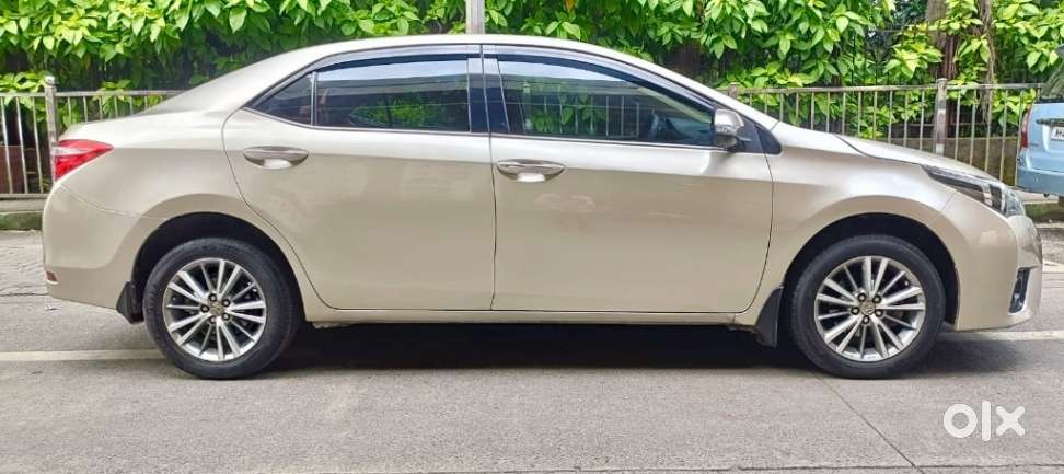 Toyota Corolla Altis Vl At, 2014, Cng & Hybrids