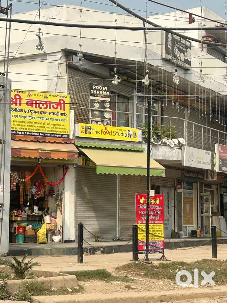 Shop for rent _ दुकान किराए पर उपलब्ध है। crowd area