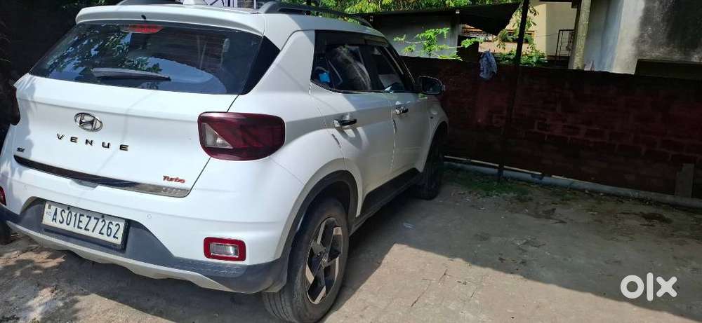 Hyundai Venue 1.0 Sx (o) Turbo Imt, 2022, Petrol
