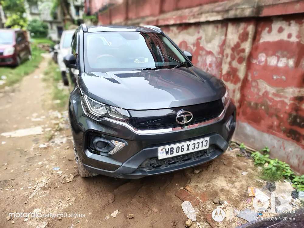 Tata Nexon Xm Plus (s)2022 Model Petrol With Sunroof