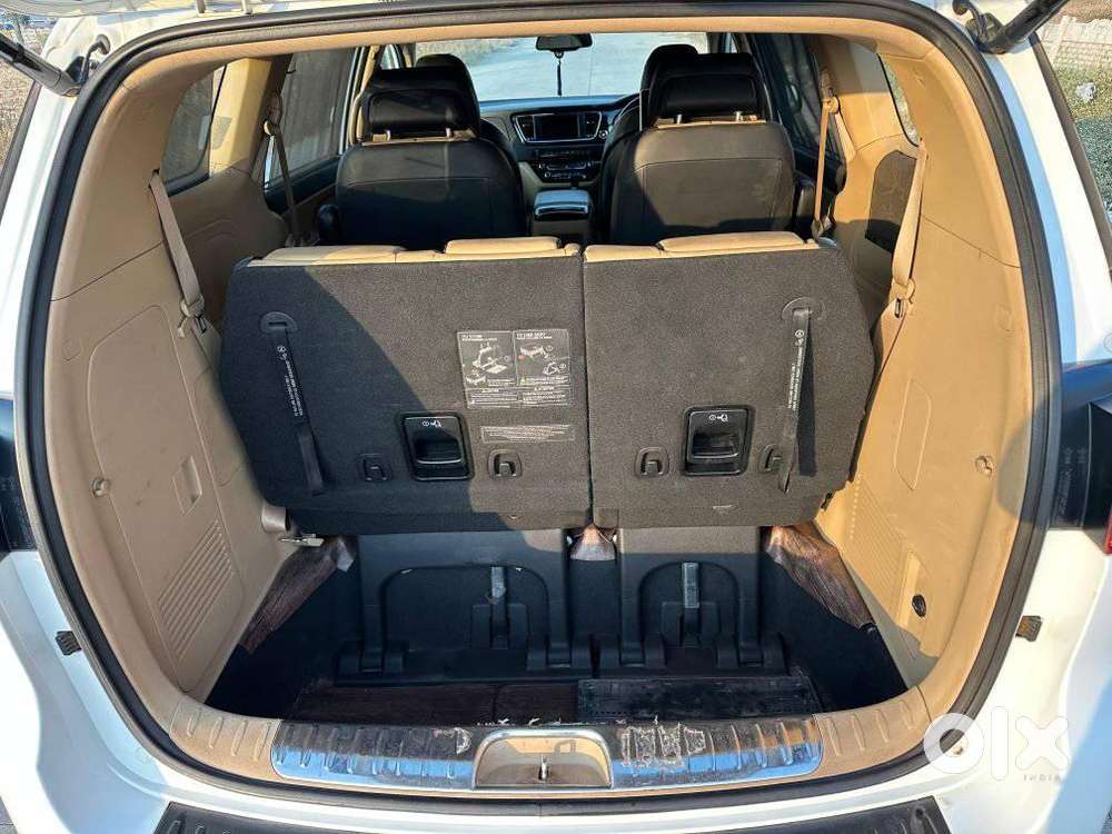 Kia Carnival Limousine, 2021, Diesel