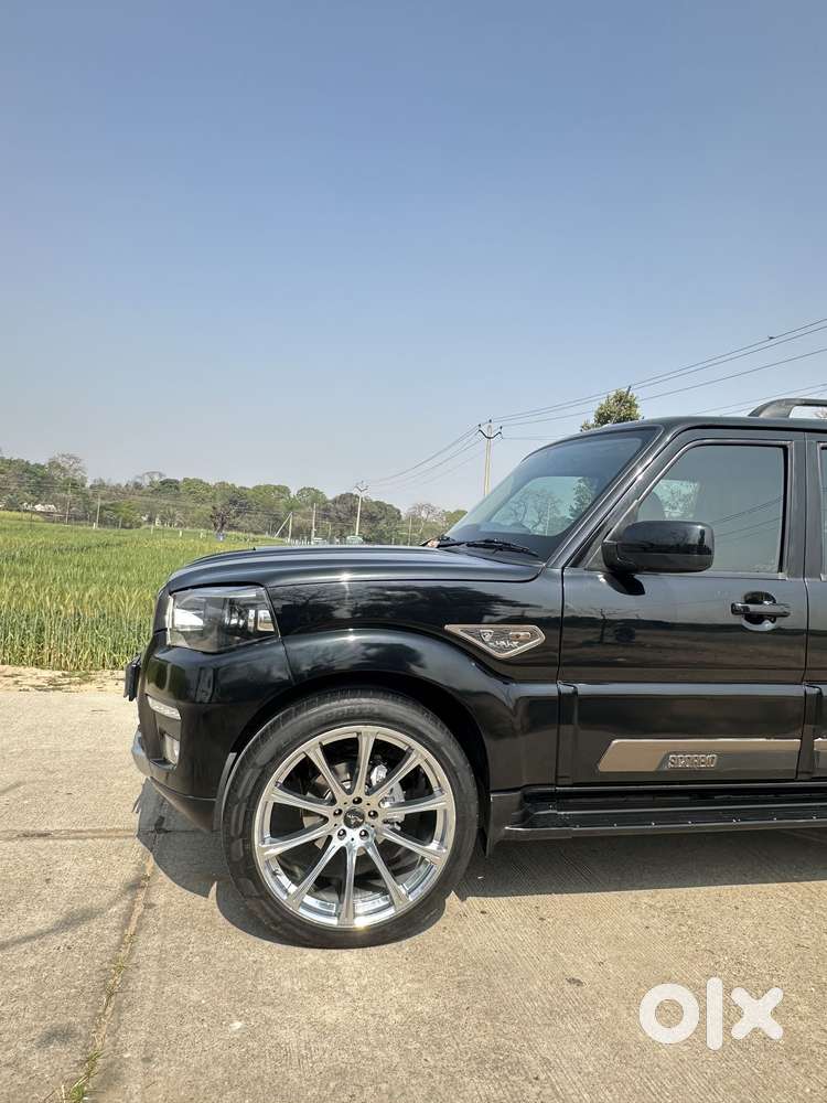 Mahindra Scorpio Classic 2.2 S 11 Mt 7 Cc, 2023, Diesel