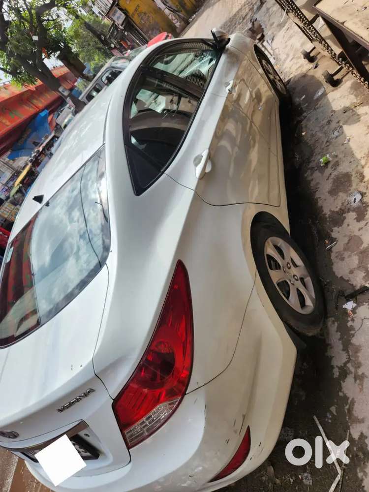 Hyundai Verna 2013 Petrol 110000 Km Driven