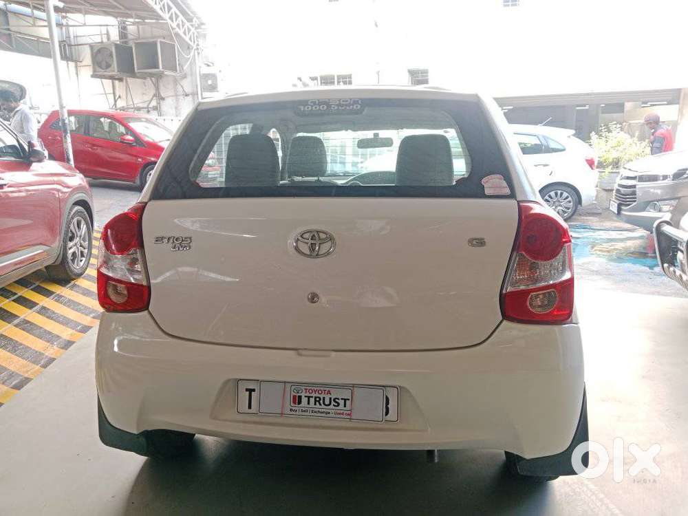 Toyota Etios Liva, 2015, Petrol
