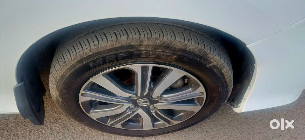 Honda City 1.5 V 4th Gen I-vtec Mt, 2022, Cng & Hybrids