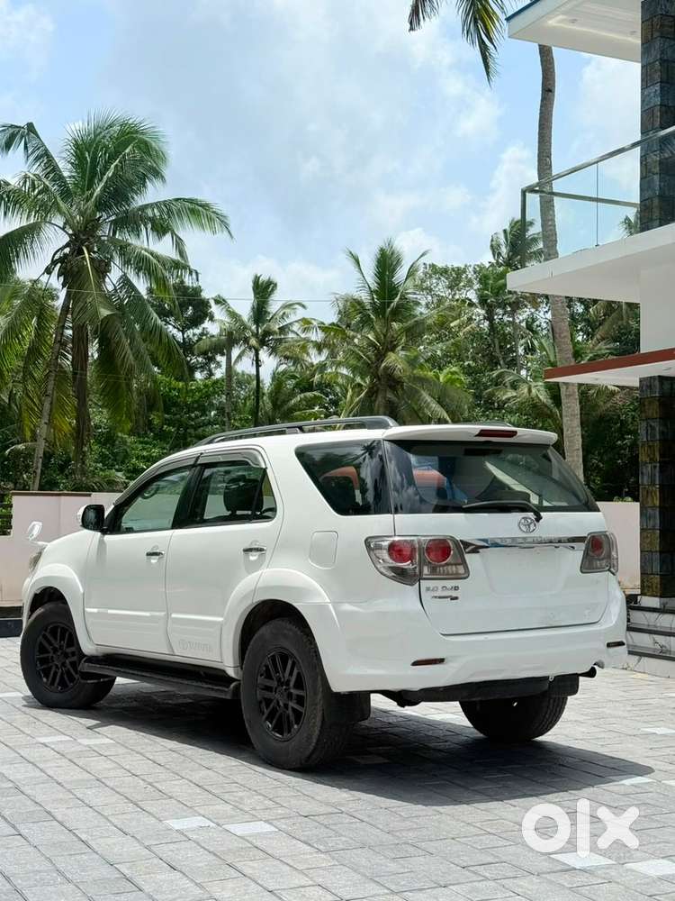 Toyota Fortuner 2012 Edition
