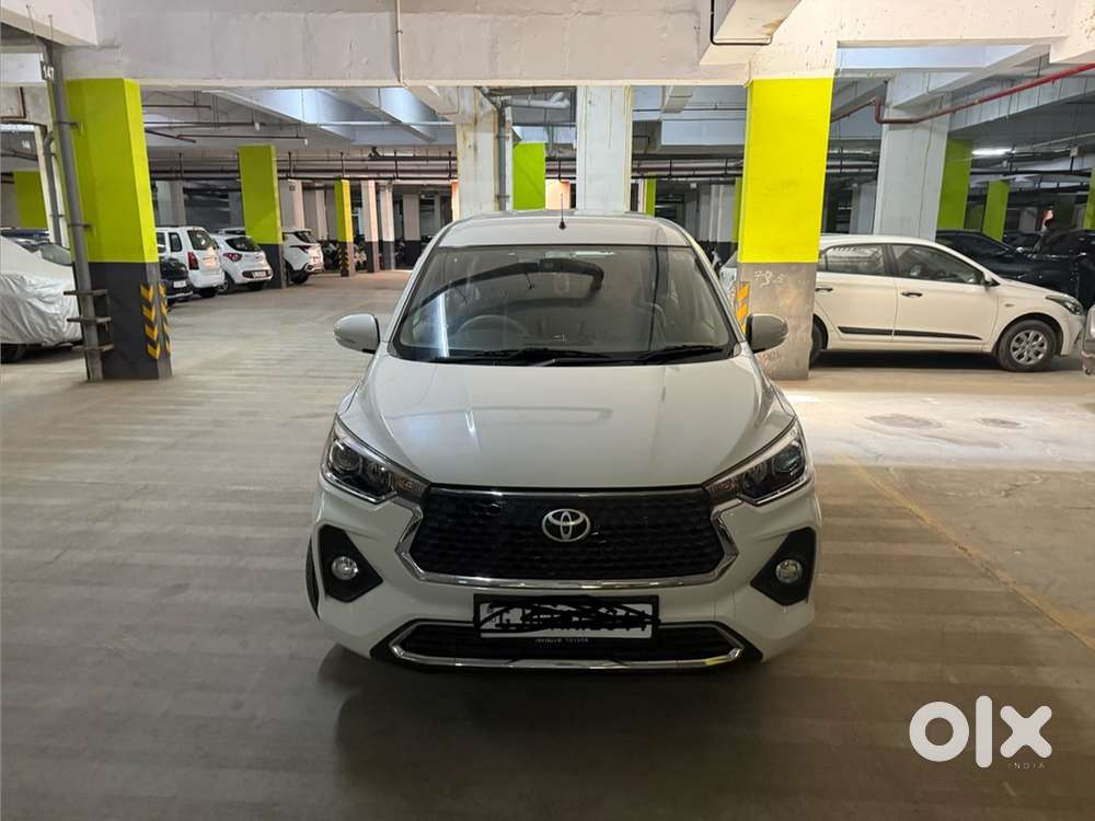 Toyota Rumion Petrol 2277 Km Driven Genuin