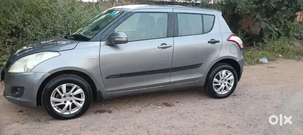 Swift Zxi 2013 Maruti Suzuki