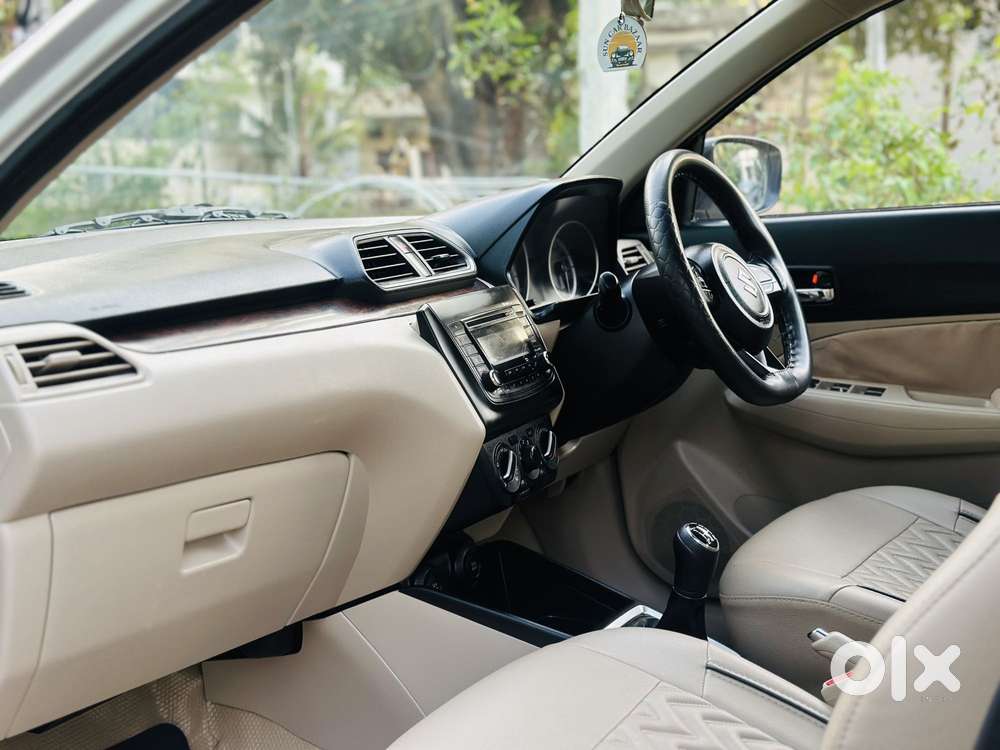 Maruti Suzuki Swift Dzire 1.2 Vxi Bsiv, 2017, Petrol