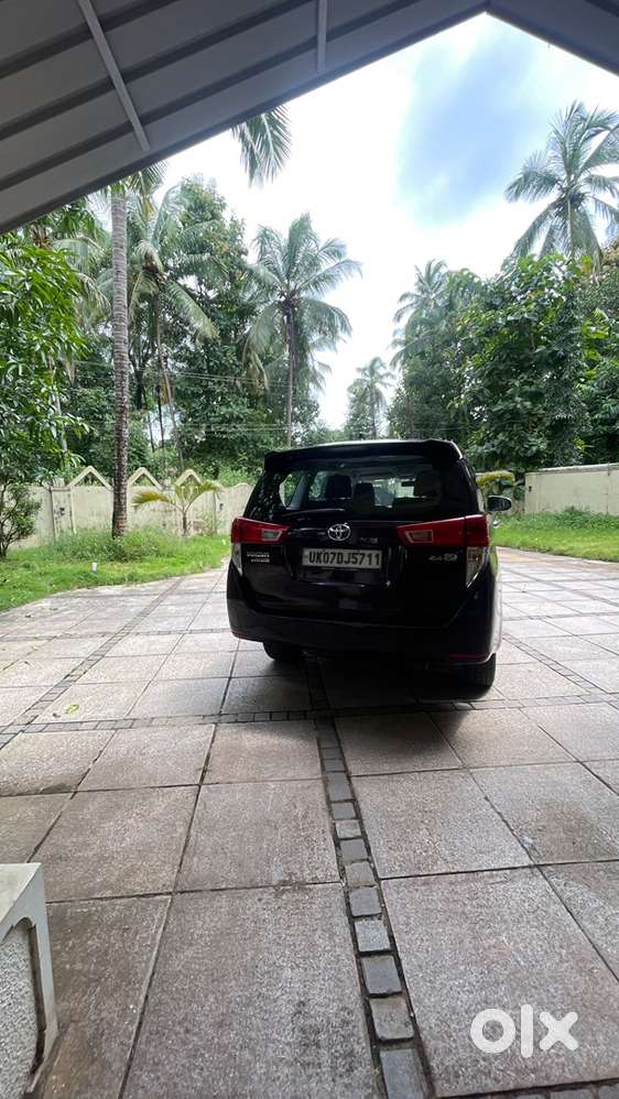 Toyota Innova Crysta 2018