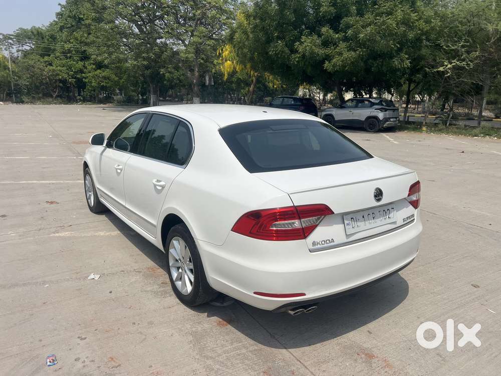 Skoda Superb 1.8 Elegance Tsi At, 2016, Petrol