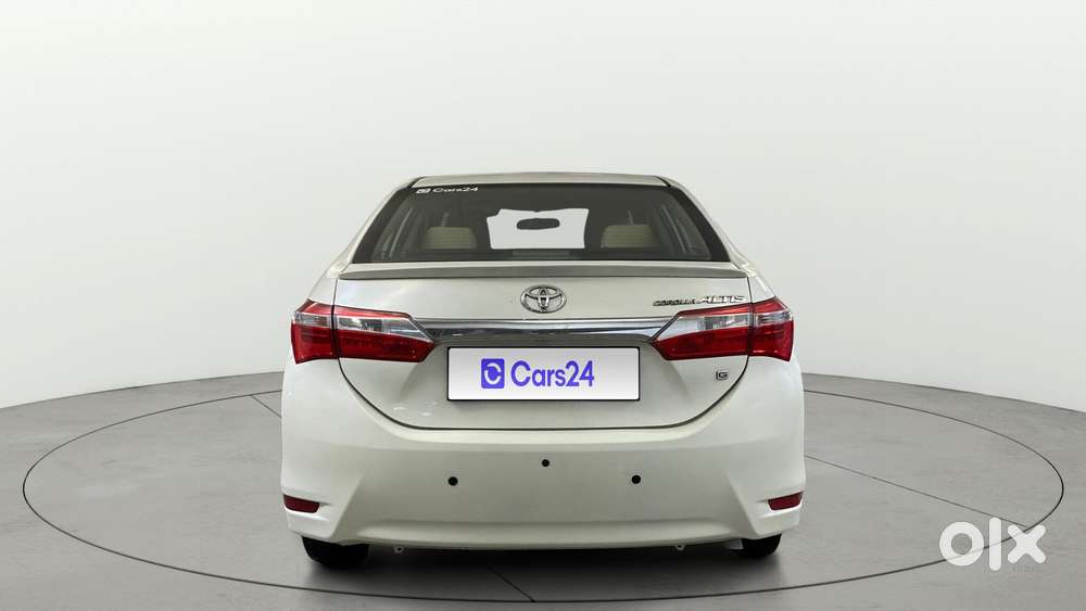 Toyota Corolla Altis [2014-2017] 1.8 G Cvt, 2015, Petrol