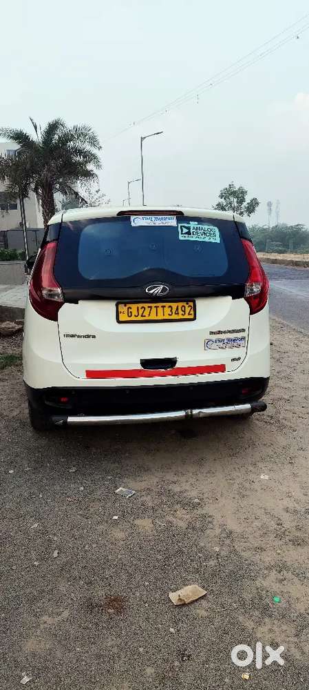 Mahindra Marazzo Diesel 2020