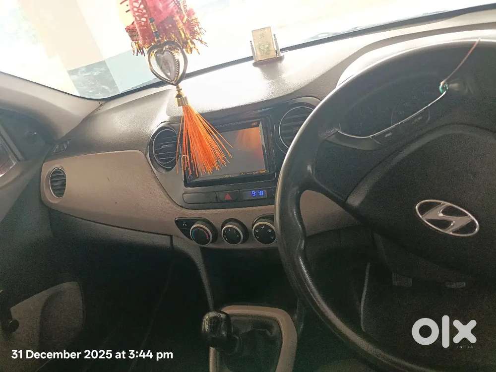 Hyundai Xcent 2016 Diesel Well Maintained