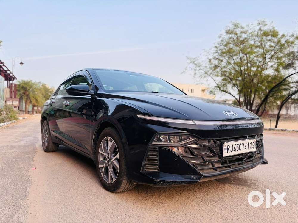 Hyundai Verna, 2023, Petrol