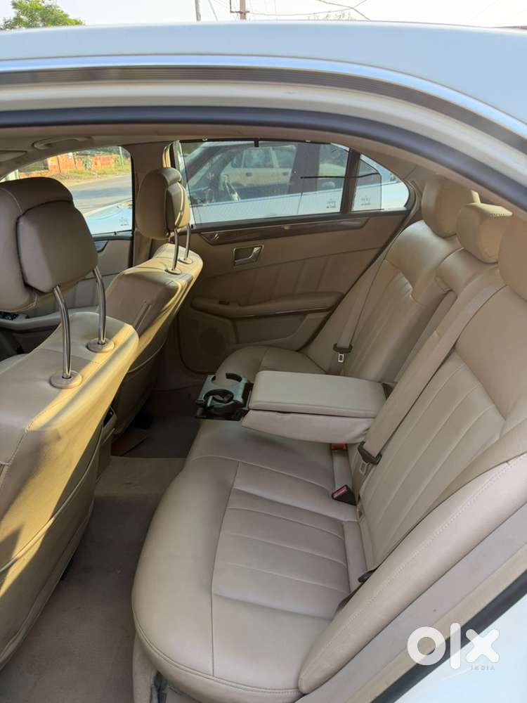 Mercedes-benz E-class 2011