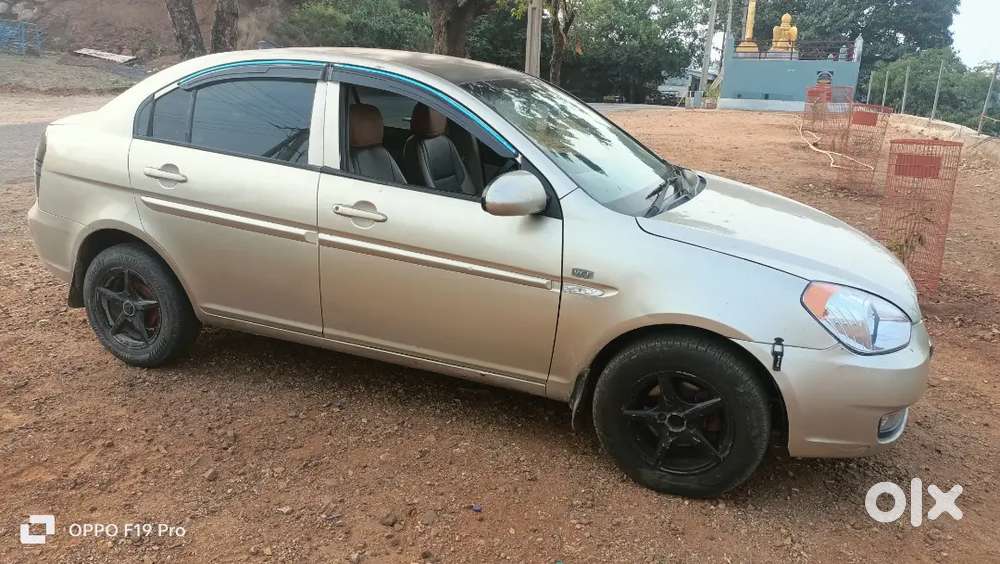 Hyundai Verna 2009 Diesel 150000 Km Driven