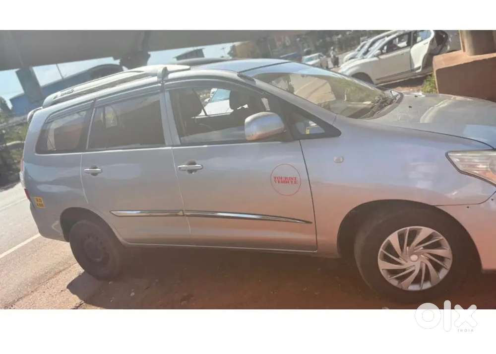 Toyota Innova Diesel 2016 Km Driven