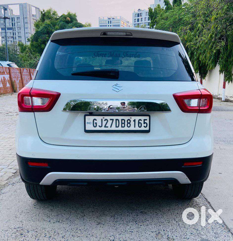 Maruti Suzuki Brezza 1.5 Zxi Plus Smart Hybrid, 2020, Cng & Hybrids