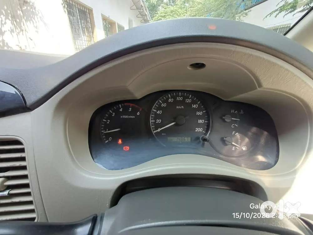Toyota Innova 201