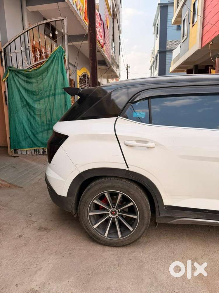 Hyundai Petrol Manual 2022