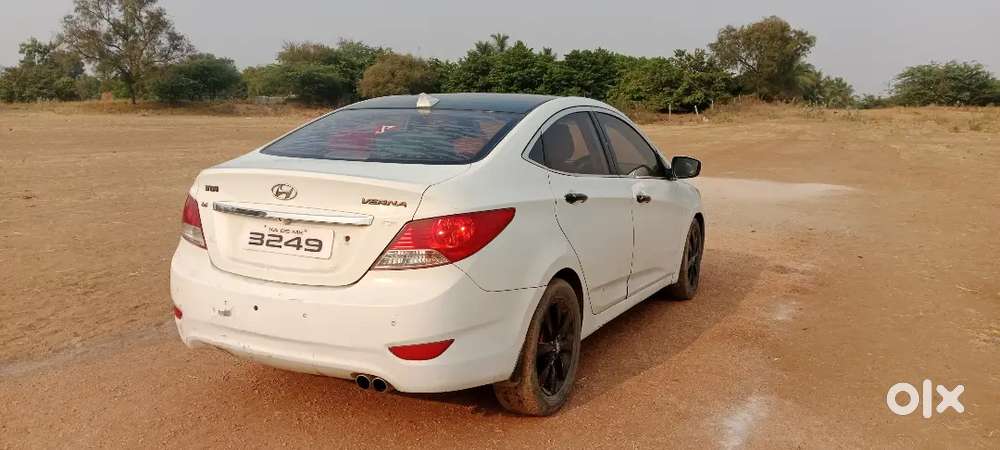 Hyundai Verna 2011 Petrol Well Maintained