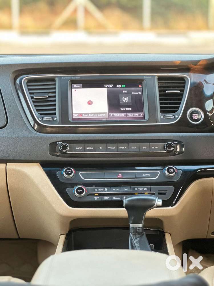 Kia Carnival Limousine Plus 7 Str, 2021, Diesel