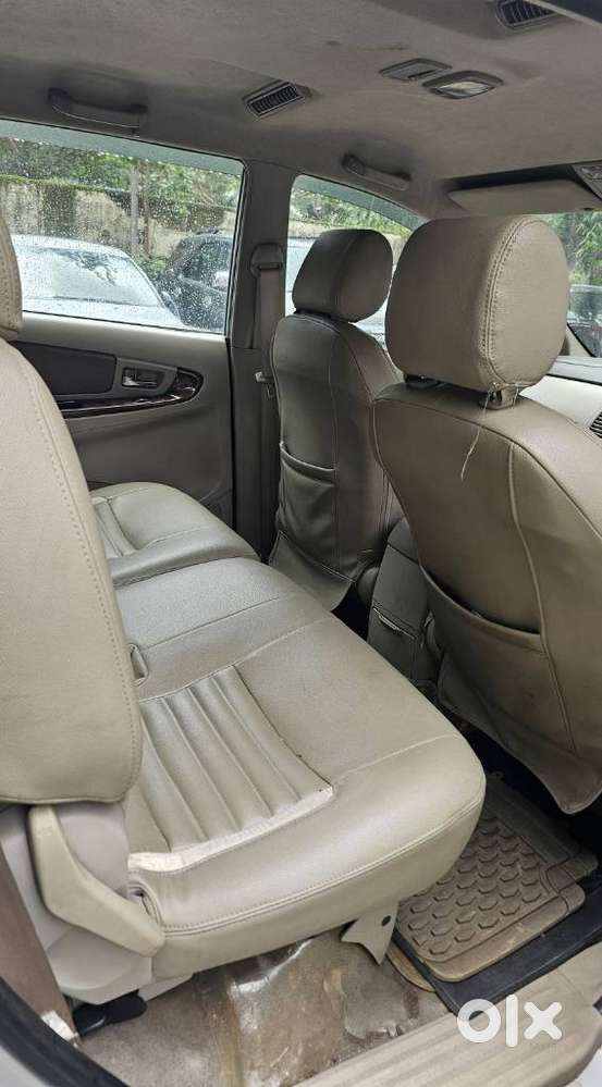 Toyota Innova 2.5 Vx 8 Seater Bs Iv, 2013, Diesel