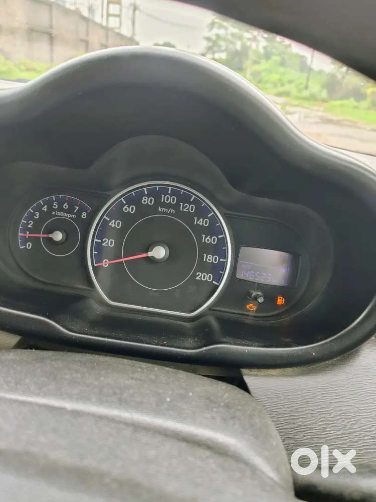 Hyundai I10 2011 Km Driven 145000
