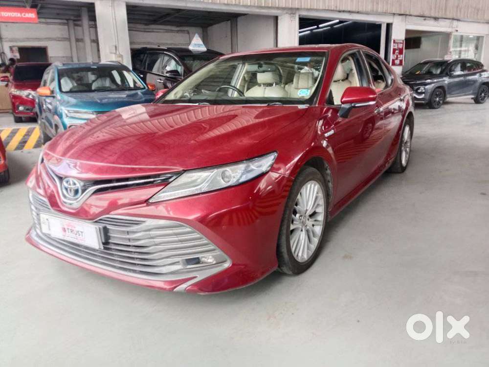 Toyota Camry, 2019