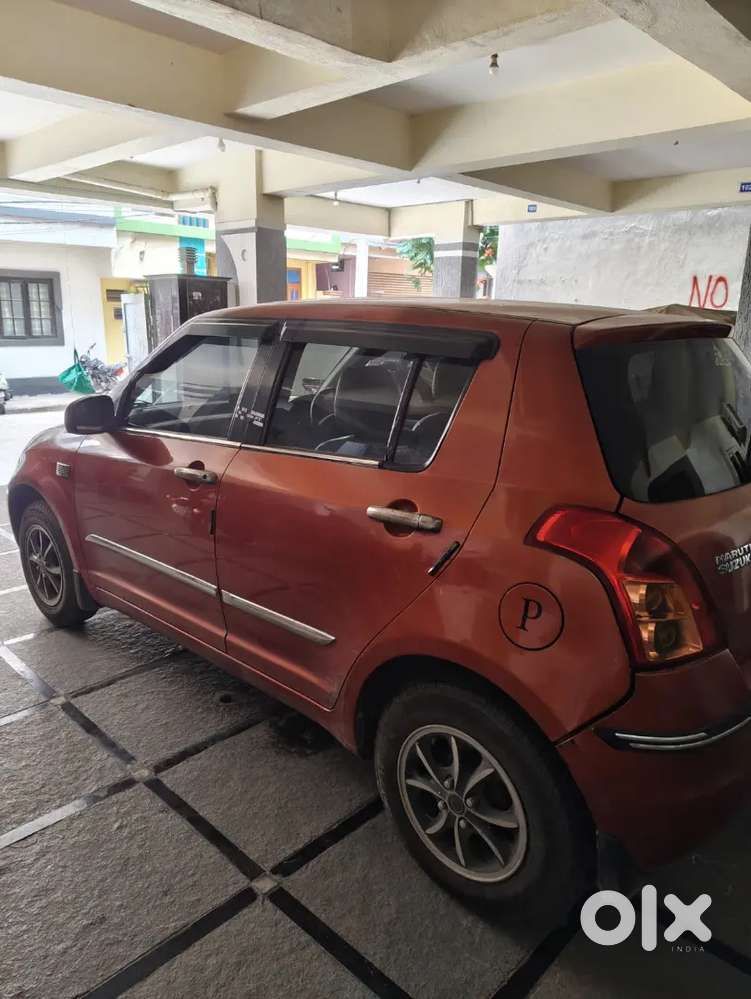 Maruti Suzuki Swift 2011 Petrol Well Maintained
