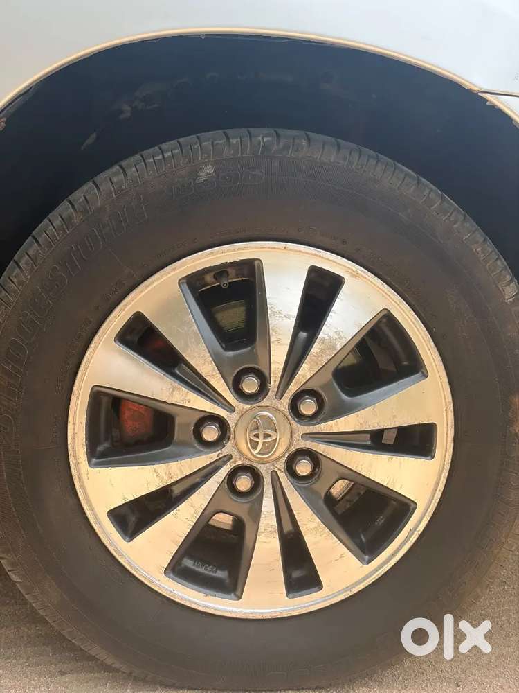 Toyota Innova Diesel 2014