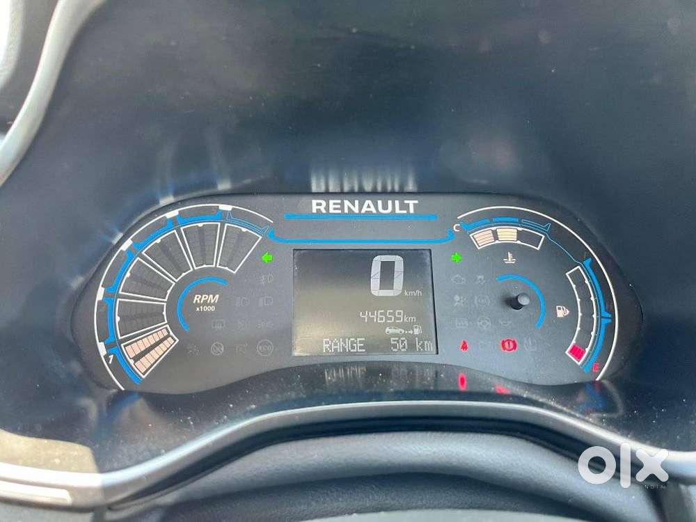 Renault Triber, 2020, Petrol