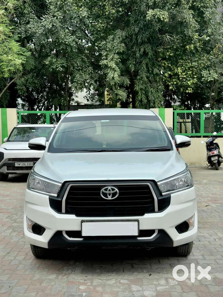 Toyota Innova Crysta [2020-ongoing] 2.7 Gx Mt 7 Str, 2023, Diesel