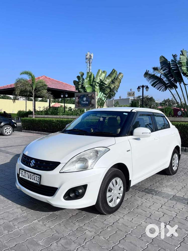 Maruti Suzuki Swift Dzire 1.2 Vxi Bsiv, 2014, Cng & Hybrids