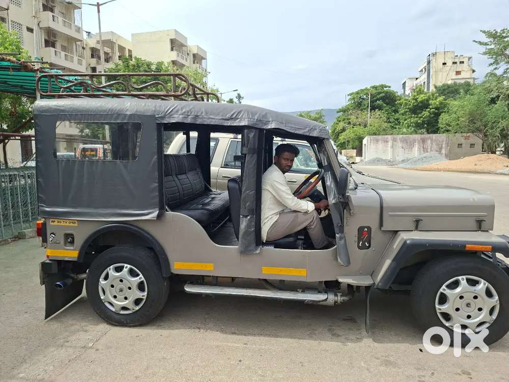 Mahindra Jeep Commander 2010