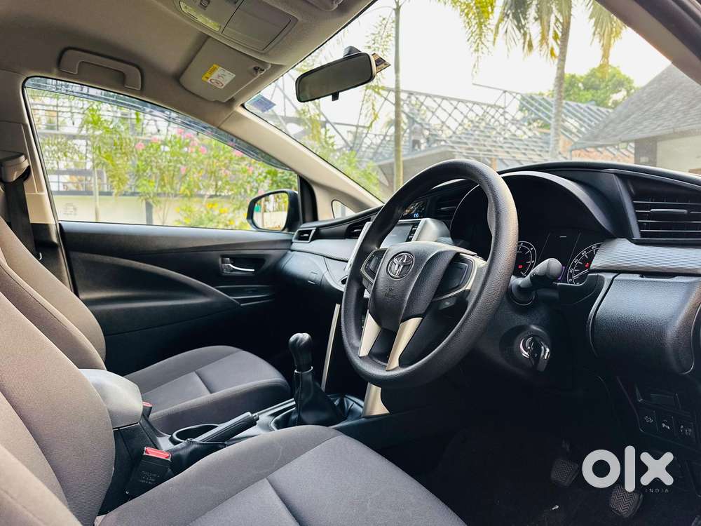 Toyota Innova Crysta 2.4 G Mt, 2024, Diesel