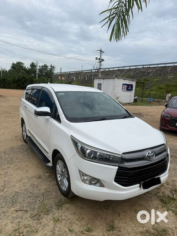Toyota Innova Crysta 2019