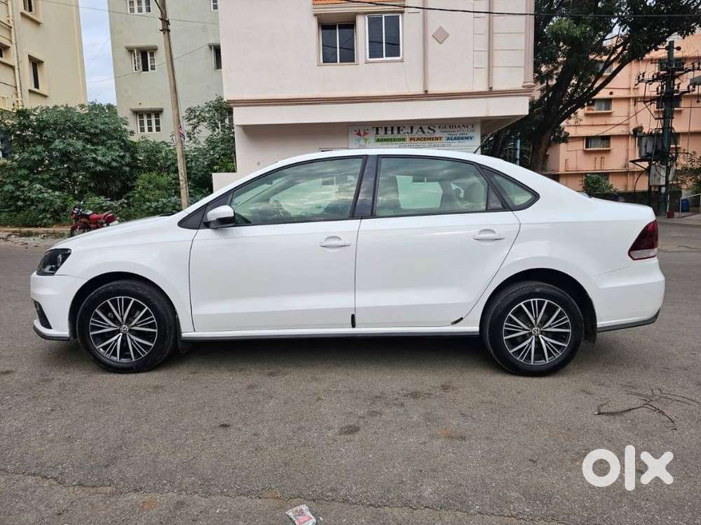 Volkswagen Vento 1.0 Highline Plus AT, 2021, Petrol