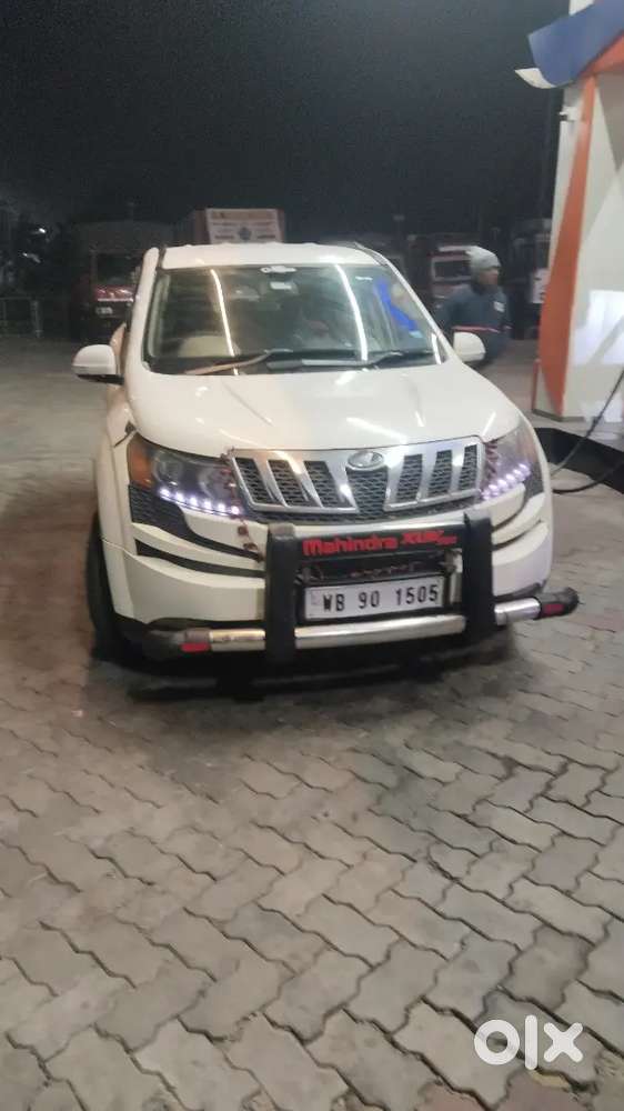 Mahindra Xuv500 W8 2013